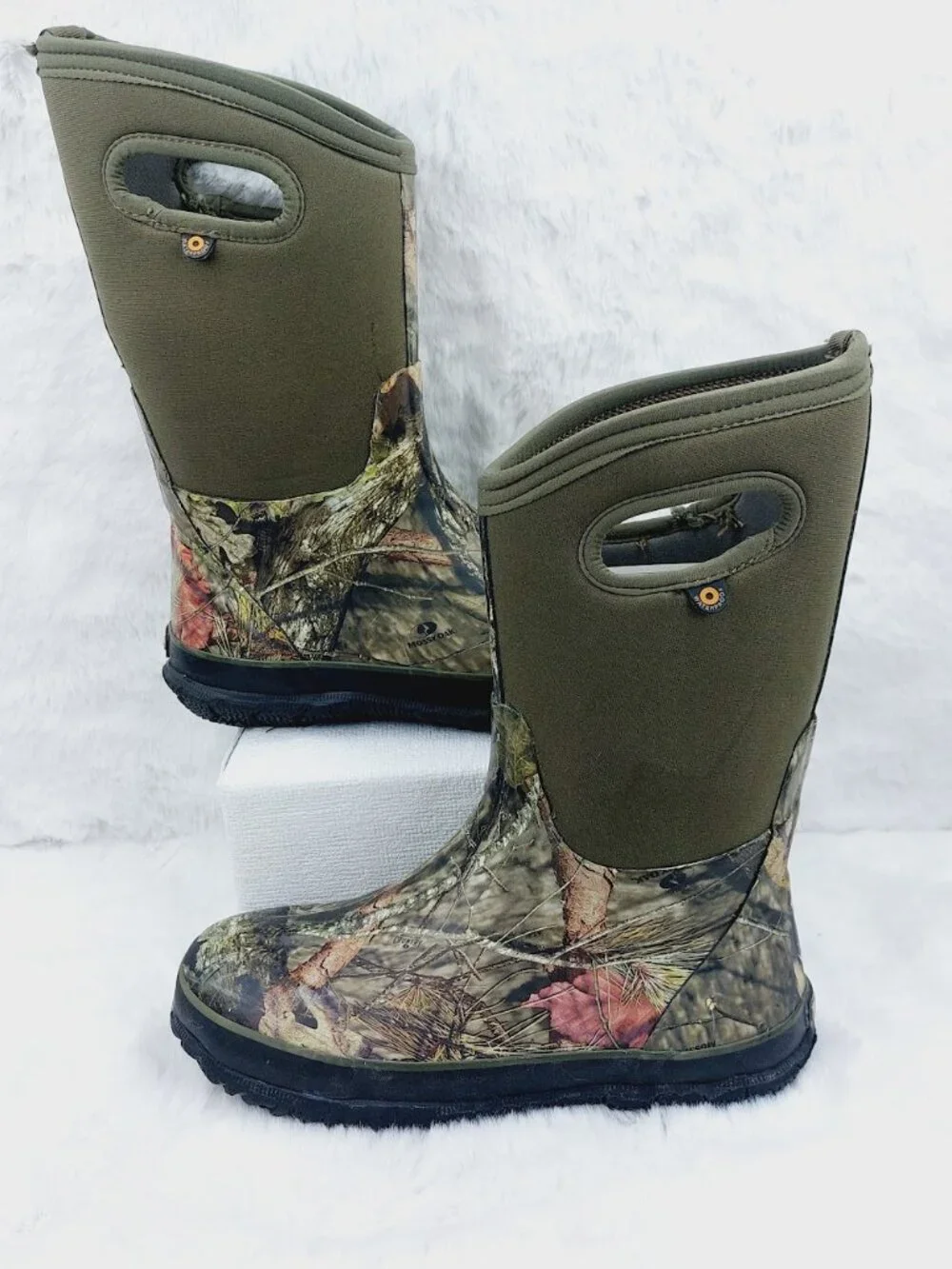 Bogs Kids Classic Mossy Oak Waterproof Pull-On Insulated Winter Snow Boot Size 4